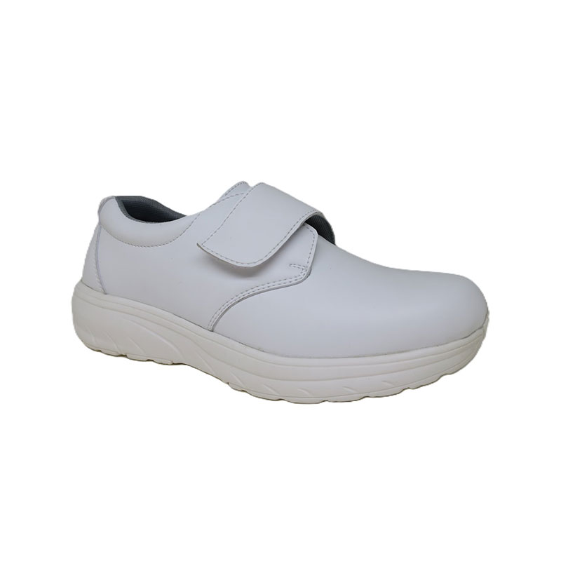 Waarom zijn werkschoenen essentieel voor de veiligheid en het comfort op de werkplek?