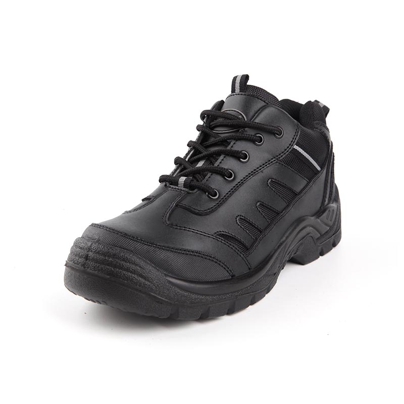 Wat maakt veiligheidsschoenen met antislip stalen neus betrouwbaar op lastige werklocaties?